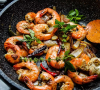 Crevettes sautées à l’ail